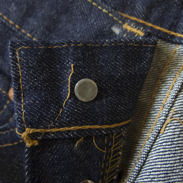LEVI'S503BXX（ギャラ無紙パッチ）_トップボタン裏