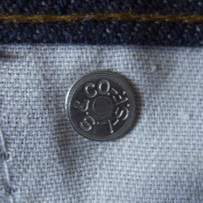 Levi's505(1985.11)_rivet (back)